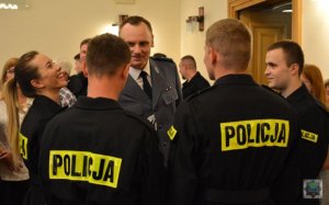 Ślubowanie nowo przyjętych policjantów