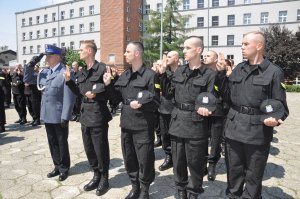 Uroczyste ślubowanie nowych policjantów