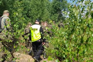 Policjanci przeszkolili Terytorialsów jak szukać osób zaginionych