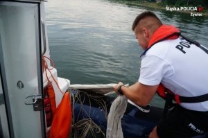Policyjni motorowodniacy zabezpieczali wojskowe ćwiczenia