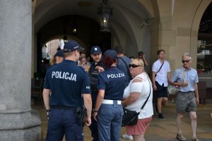 Podsumowanie efektów polsko-włoskich patroli na ulicach Warszawy i Krakowa