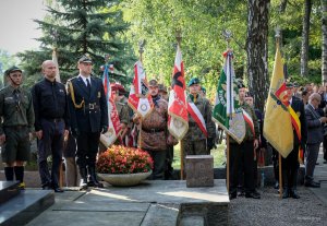 W godzinę &quot;W&quot; hołd powstańcom przed pomnikiem Gloria Victis