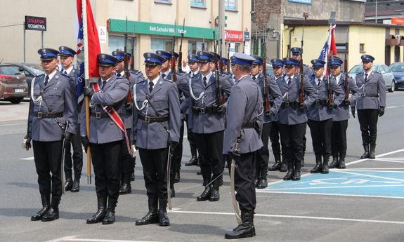 policjanci w trakcie uroczystości w Będzinie