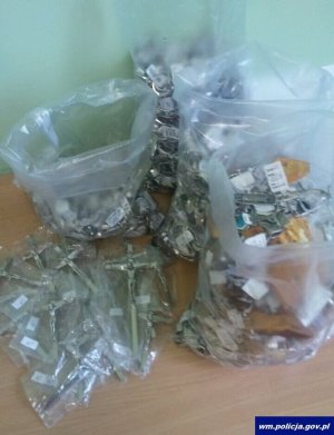 Policjanci odzyskali elektronarzędzia oraz biżuterię o wartości ponad 200 tys. złotych