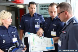 XXVI Międzynarodowy Salon Przemysłu Obronnego z udziałem policjantów