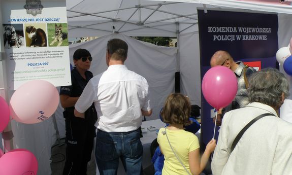 „Marsz Jamników” - policjanci promowali „Zieloną Strefę” i mapę zagrożeń bezpieczeństwa