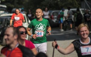 I bieg charytatywny przez Paryż
