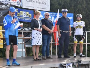 Policjanci zabezpieczali VIII maraton kolarski &quot;Dobrodzieńska Seta&quot;