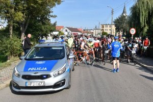 Policjanci zabezpieczali VIII maraton kolarski &quot;Dobrodzieńska Seta&quot;