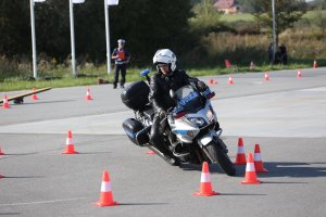 Konkurencja K4 - jazda sprawnościowa motocyklem służbowym