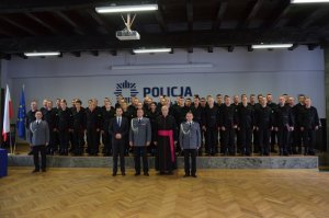 Ślubowanie nowo przyjętych policjantów