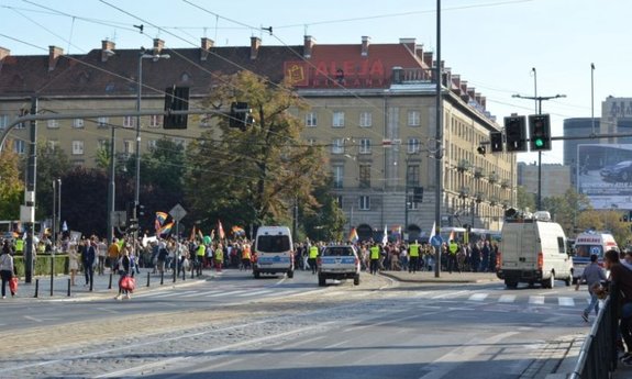 Bezpiecznie podczas meczu i sobotnich zgromadzeń