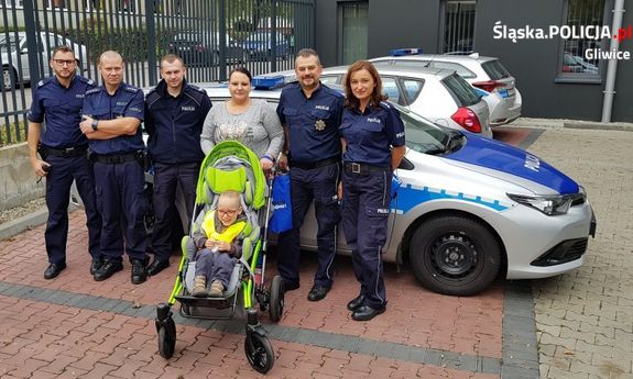 Policjanci z gliwickiej &quot;trójki&quot; spełnili marzenie pięciolatka