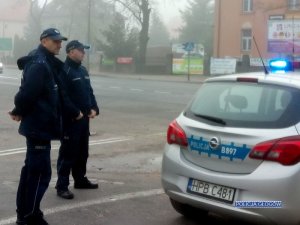 policjanci wspólnie z innymi służbami zabezpieczali akcję jego usuwania niewybuchu