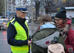 akcja rozdawania odblasków