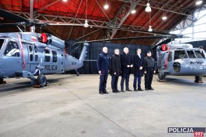 Przekazanie śmigłowców Black Hawk polskiej Policji