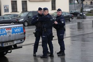 Policjanci z całego kraju dbają również w Krakowie o bezpieczeństwo i porządek publiczny podczas COP24