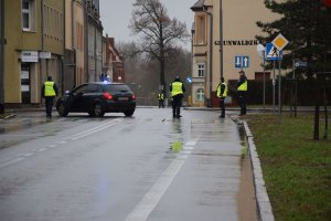 Policjanci wspólnie z innymi służbami zabezpieczali akcję usuwania groźnego niewybuchu z okresu II wojny światowej