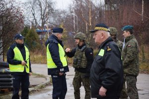 Policjanci wspólnie z innymi służbami zabezpieczali akcję usuwania groźnego niewybuchu z okresu II wojny światowej