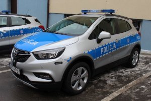 Uroczyste przekazanie radiowozów dla suskich policjantów