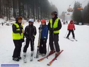 Ruszyły policyjne patrole narciarskie w regionie jeleniogórskim