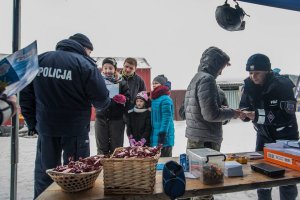 Kręcie mnie bezpieczeństwo na stoku - Kasina - stoisko policji