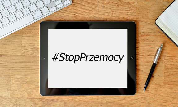 #StopPrzemocy na ekranie tabletu