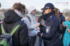 Zabawa na lodzie może być naprawdę niebezpieczna!