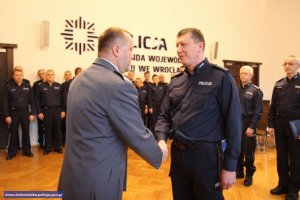 nadkom. Krzysztof Zaporowski z Komendantem Wojewódzkim Policji we Wrocławiu