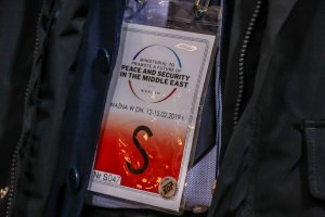 Policjanci zabezpieczali konferencję dotyczącą Bliskiego Wschodu