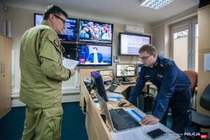 Policjanci zabezpieczali konferencję dotyczącą Bliskiego Wschodu