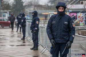 Policjanci zabezpieczali konferencję dotyczącą Bliskiego Wschodu