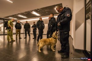 Policjanci zabezpieczali konferencję dotyczącą Bliskiego Wschodu