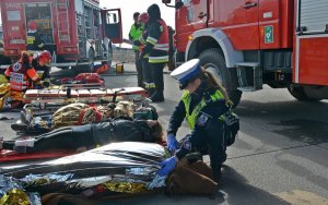 służby ratownicze podczas ćwiczeń