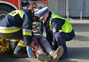 służby ratownicze podczas ćwiczeń