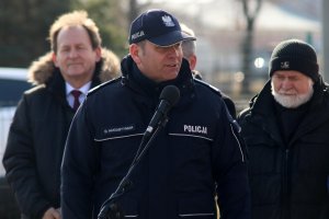 Wizyta Ministra Spraw Wewnętrznych i Administracji w Komisariacie Policji w Żabnie