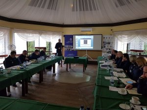 Narada służby prewencyjnej podczas zawodów policyjnych narciarzy
