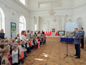 Uroczyste wręczenie nagród i wyróżnień w konkursie pn. &quot;Policjant i Ja&quot;