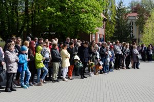 Rodziny i bliscy absolwentów Szkoły Policji w Słupsku.