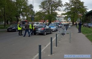 miejsce zatrzymania przez policjantów usiłującego zbiec mężczyzny