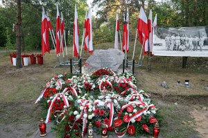 tablica pamiątkowa