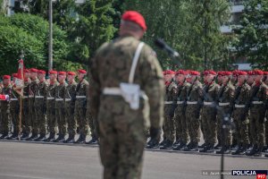 żołnierze ŻW  w czasie zbiórki