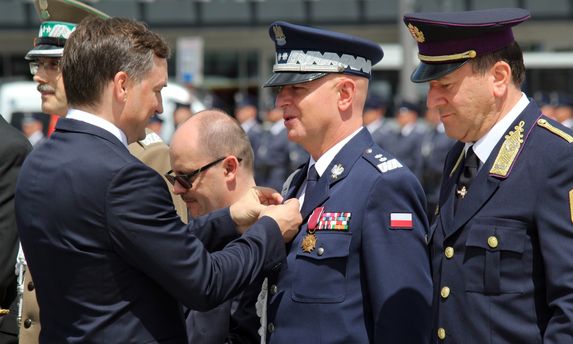 Minister Sprawiedliwości odznacza gen.insp. Jarosława Szymczyka Komendanta Głównego Policji