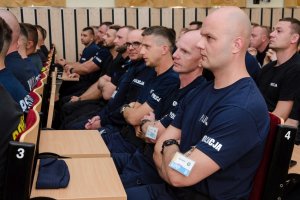 Policjanci, którzy wyjadą do Kosowa.