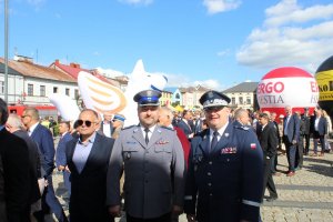 uroczyste obchody święta kwiatów z udziałem Prezydenta RP wraz z małżonką oraz nadinsp. Andrzej Łapińskiego i mł. insp. Tomasza jarzyny