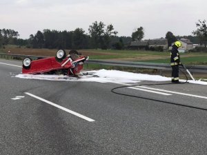 Policjanci Oddziału Prewencji Policji w Krakowie „pomagają i chronią” … nie tylko w Małopolsce. Zdjęcia z miejsca zdarzenia