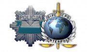Logo Policji wraz z logiem Interpolu
