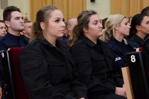 Policjantki rozpoczynające szkolenie.