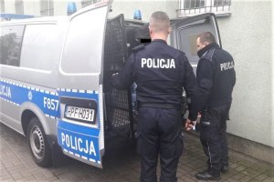 zatrzymany w eskorcie policji