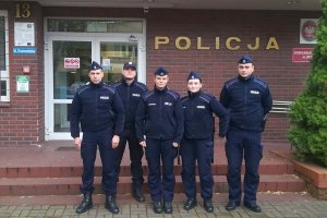 Wyjście policjantów do służby na ulicach Ustki.